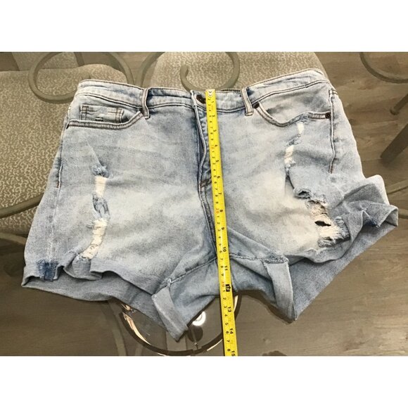 SOFIA VERGARA WOMENS LILA CUT OFF DENIM SHORTS SIZE 12 - Picture 4 of 6